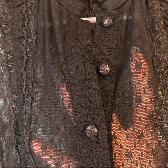 Free People ladies sheer black lace button down cap sleeves blouse top - Picture 6 of 9